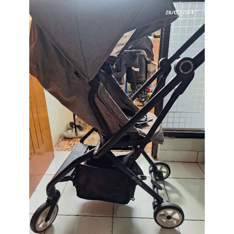 stroller cybex  eezy s twist preloved