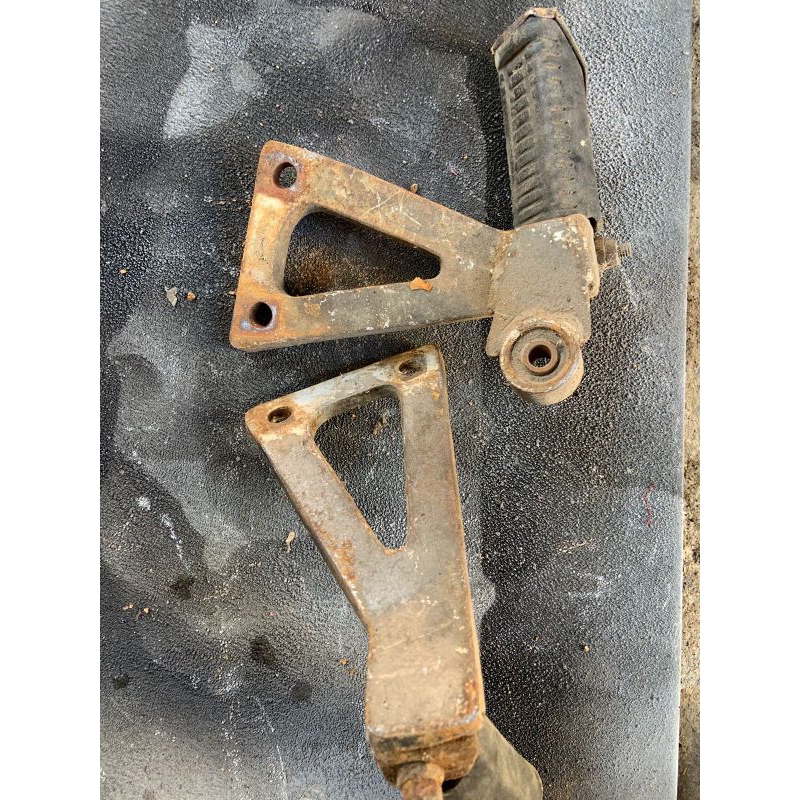 Footstep belakang satria hiu 2 tak