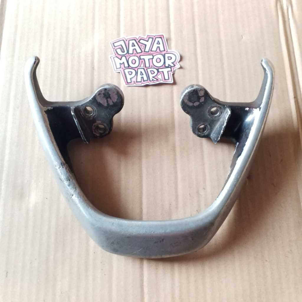 BEGEL BEHEL PEGANGAN TANGAN BELAKANG SUZUKI SHOGUN 125 SP R RR ORIGINAL ORISINIL ORI SECOND ORI COPO