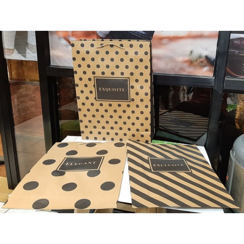 

Paperbag Polkadot Kiky / Paperbag Kiky Polkadot Harga Per 1 Pak Isi 10 Pcs
