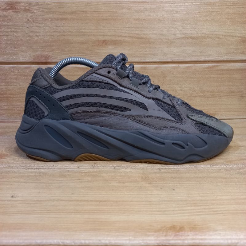 Adidas Yeezy 700 v2 Geode 'Reflektif' ▪︎ 41