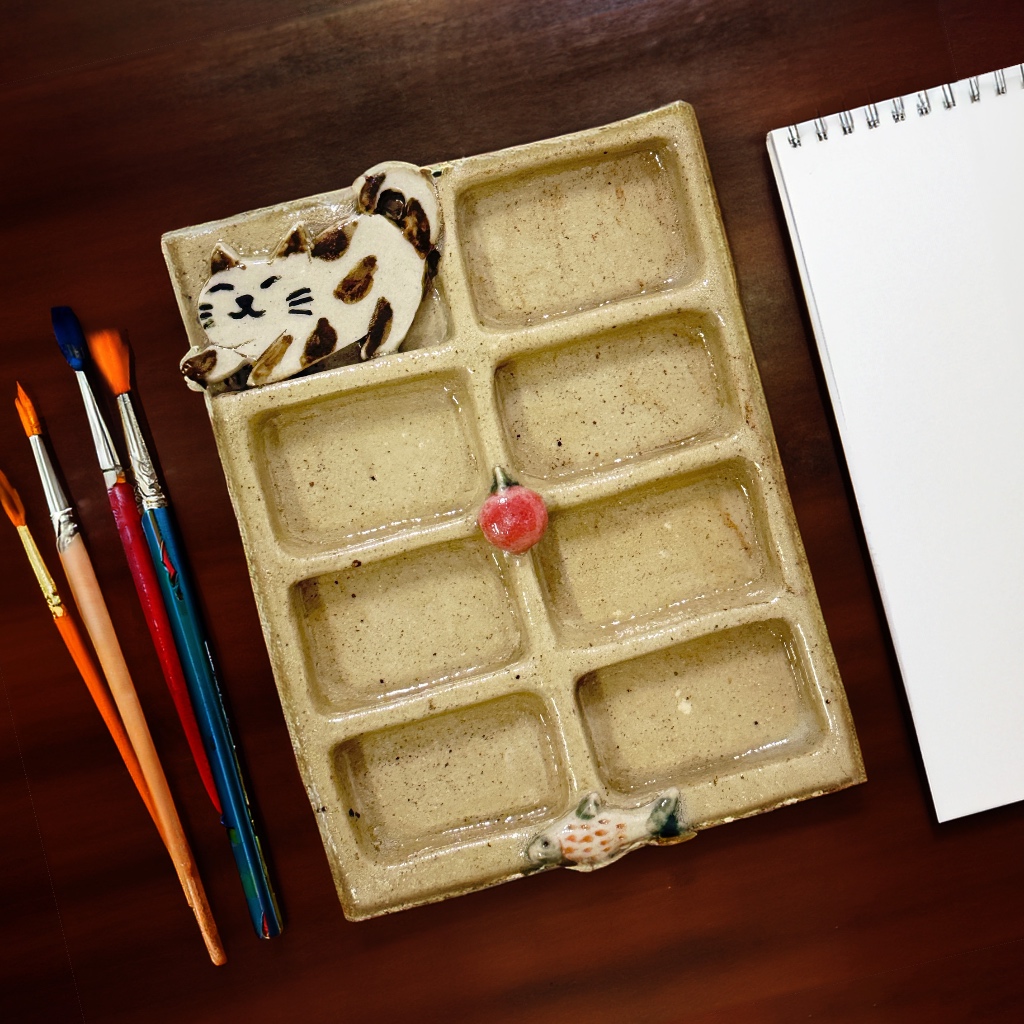 

Dreamy Poppies Cat Ceramic Palette