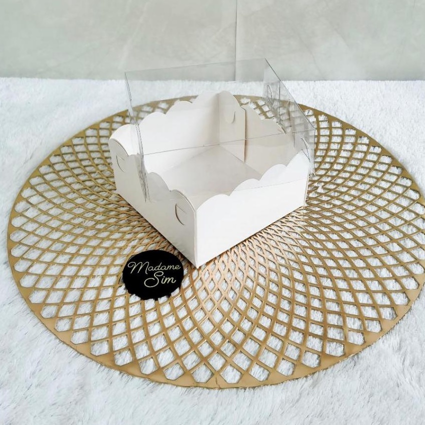 

FG2 BOX MIKA PUTIH DUS HAMPERS KOTAK PIZZA 12x12x7 ISI 1 PCS