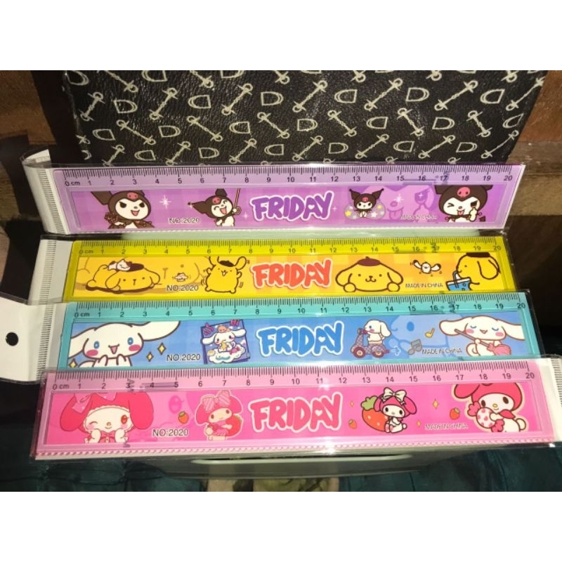 

penggaris karakter sanrio