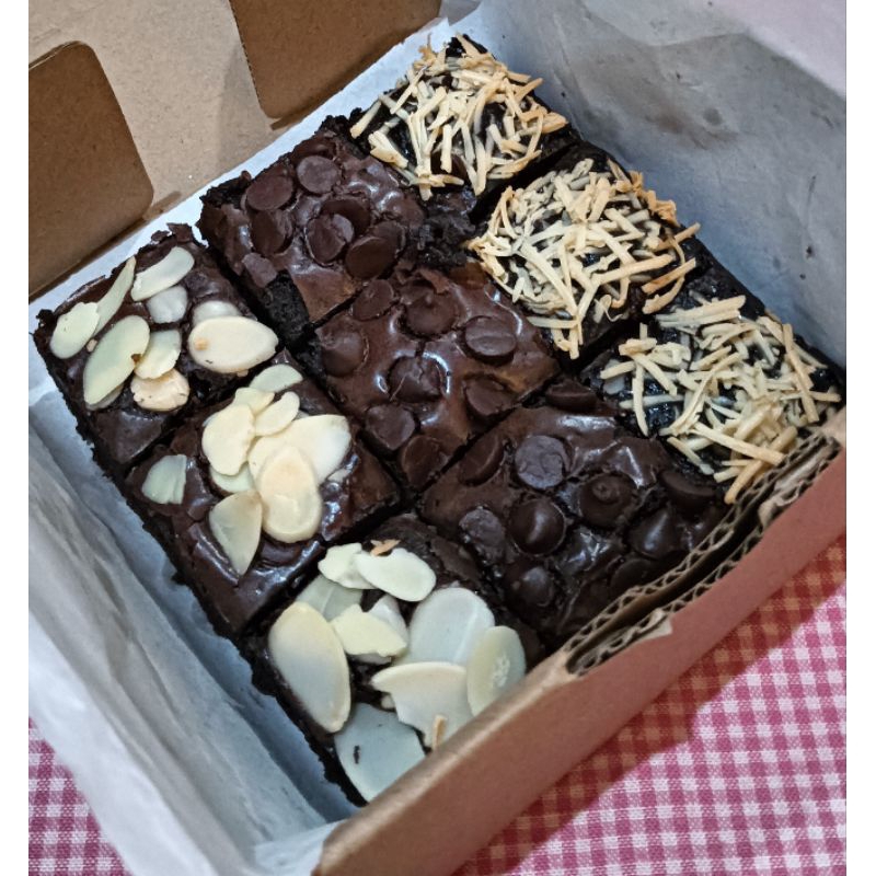 

FUDGY BROWNIES/BROWNIES PANGGANG MINI