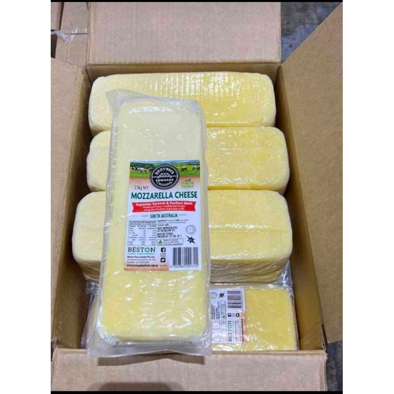 

Keju Mozzarella Bestons 2.5kg Import Australia Halal