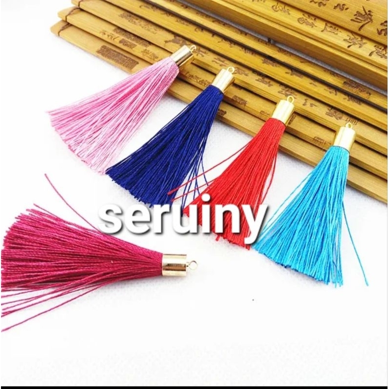 TASSEL KECIL RING BESI +-6cm