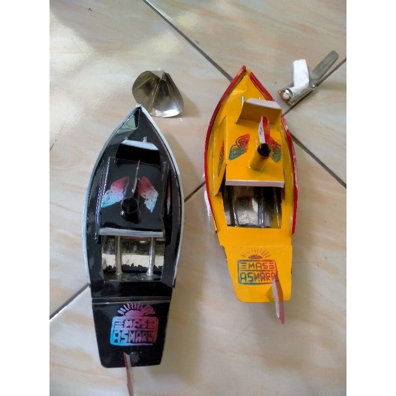 Mainan Kapal Otok Otok Besar /Perahu Otok Otok