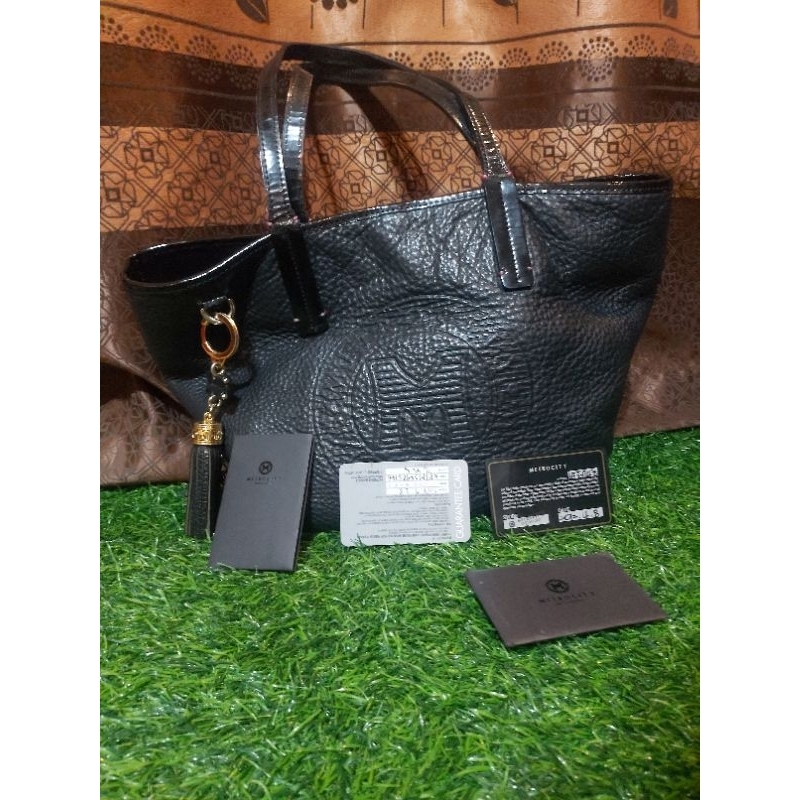 Tote Metro City Second/Preloved