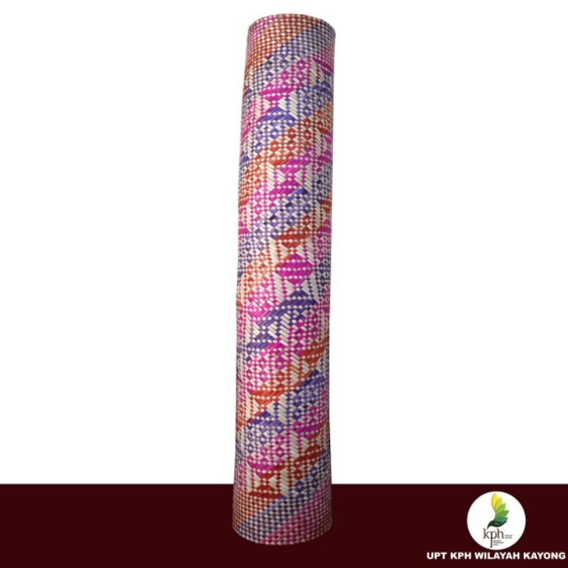 Anyaman tikar daun pandan (alas sajadah) 50x100 cm.