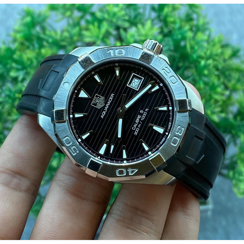 Tag Heuer Aquaracer 300M Calibre 5 Black Dial WAY2110 Automatic 41mm