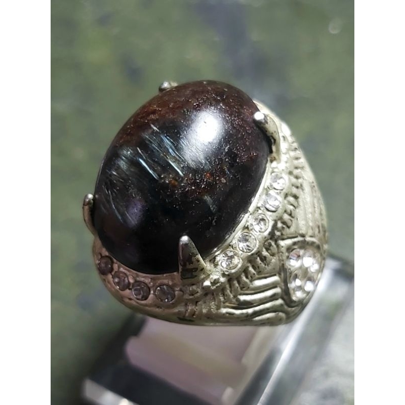 Bulu Merak Pietersite