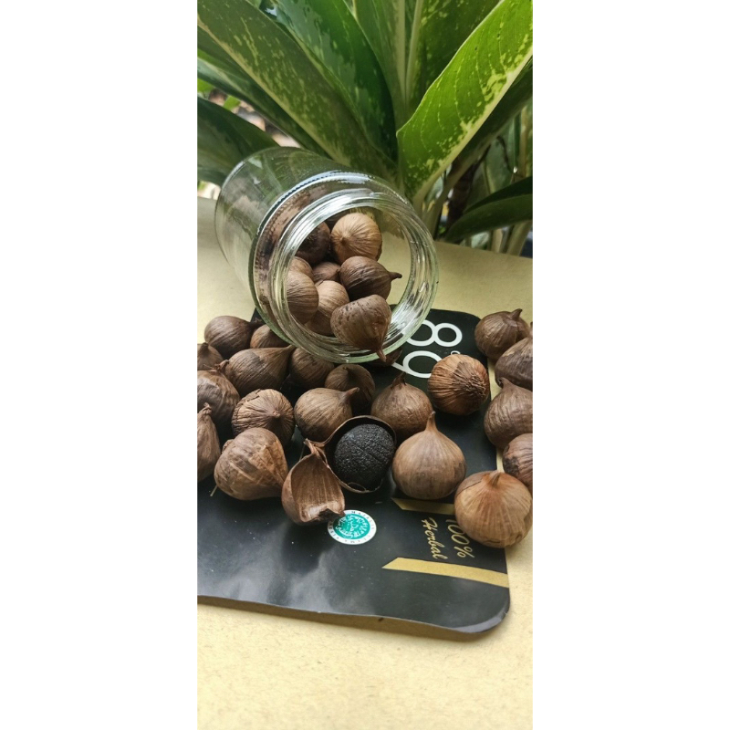 

bawang putih tunggal/ black garlic / bawang lanang 250 gr