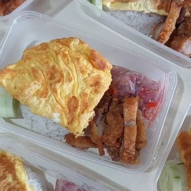 

Nasi samcan sambal matah (ready selasa, 16 juli 2024)