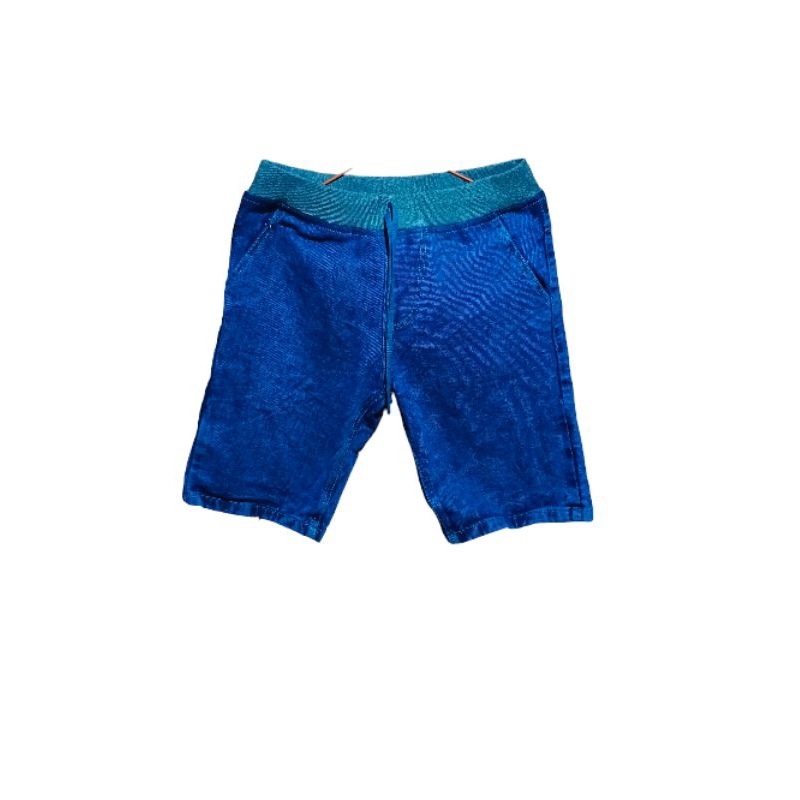 celana pendek jeans rip