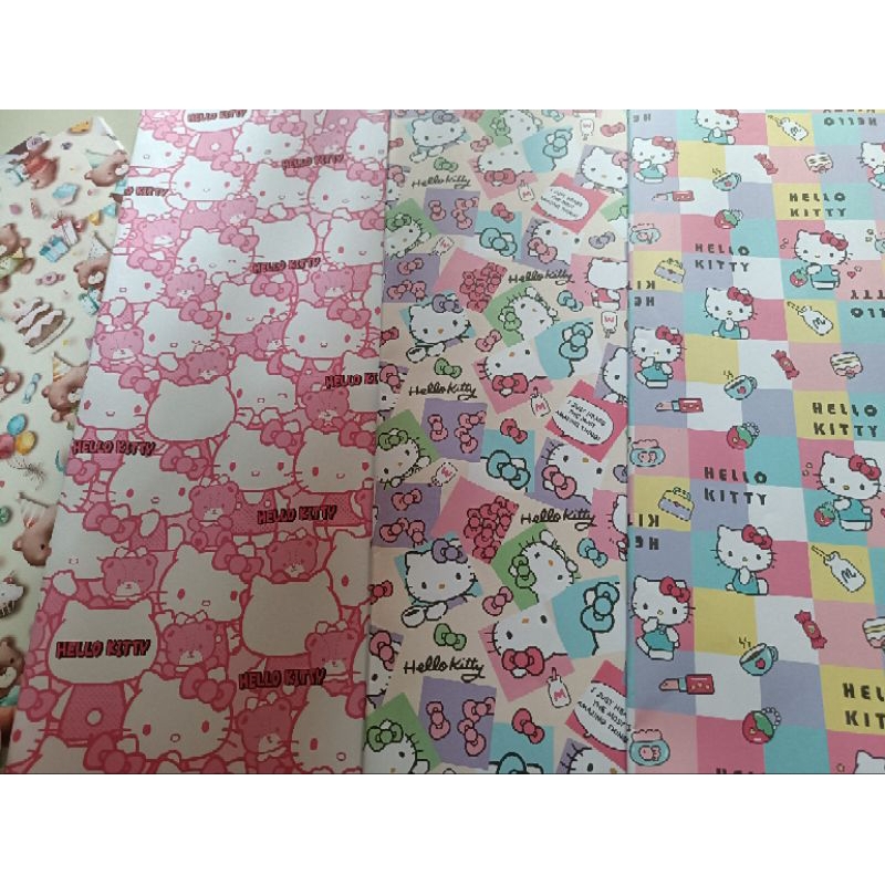 

kertas kado motif hello kitty isi 10pcs