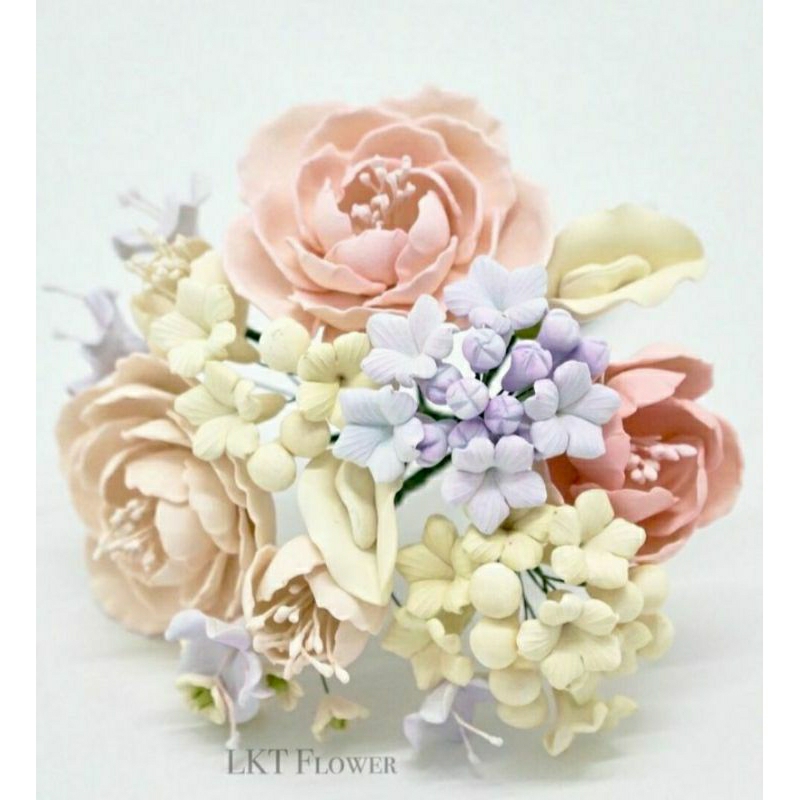 

Gumpaste Flower For Cake Decoration RKLL4 Medium
