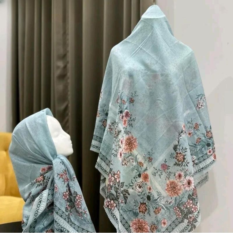 Hijab Voal Motif Biru