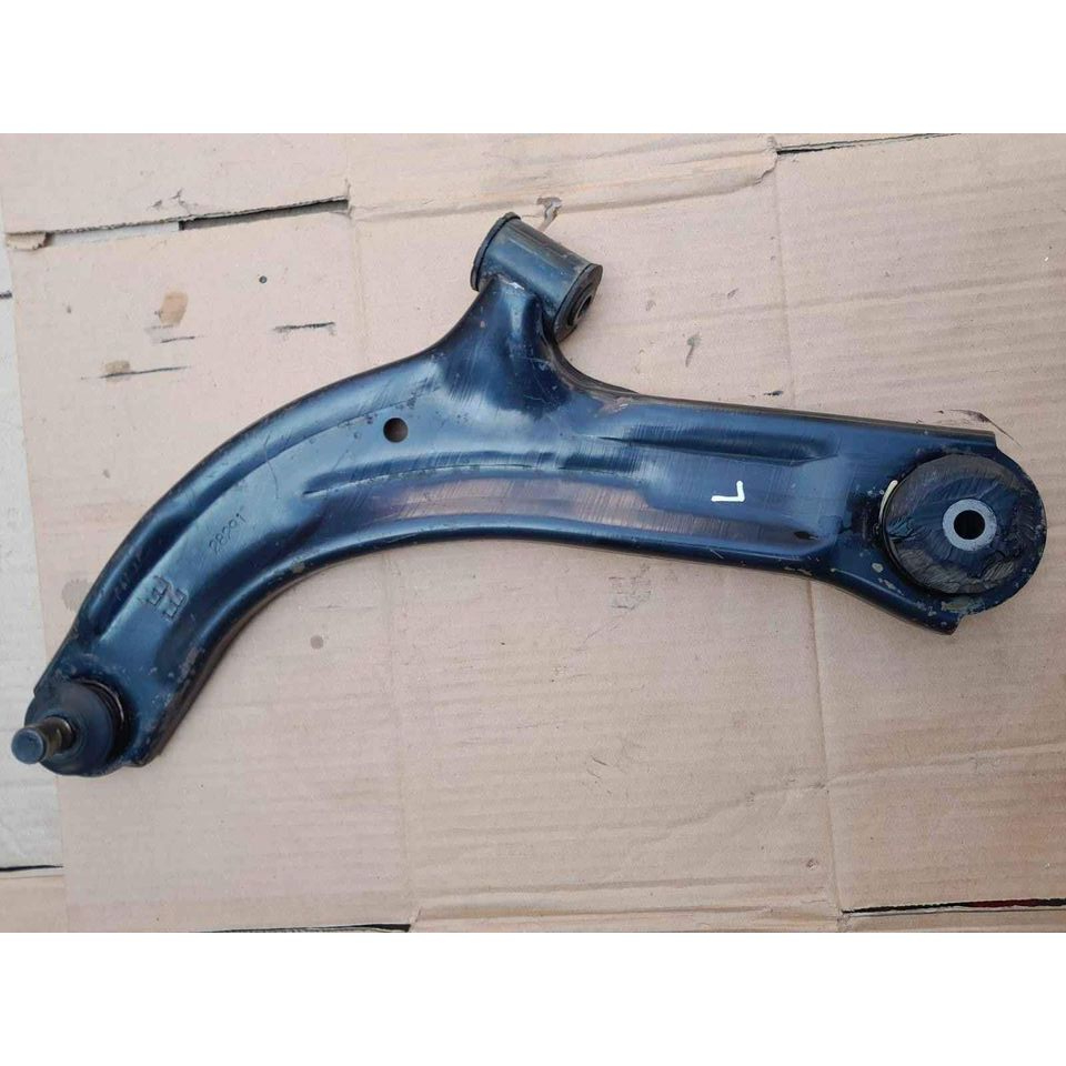 Lower arm Sayap bawah Nissan grand Livina ori copotan kanan / kiri