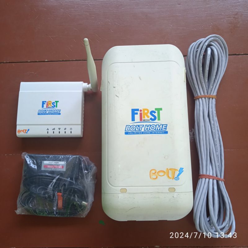 Home Router Bolt BL400 Titan Unlock Satu Set Second Bekas