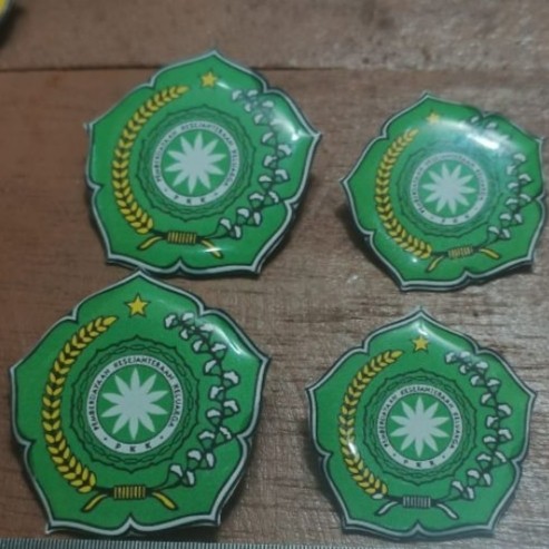 Pin Bros PKK Warna Hijau Resin
