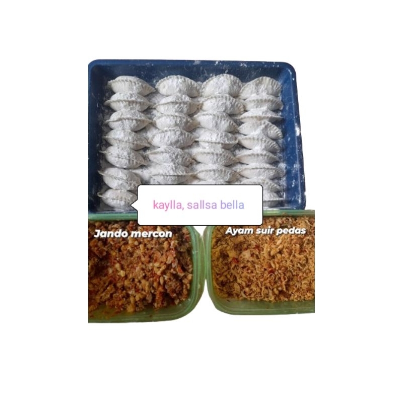 

Cireng isi ayam suwir dan tetelan isi 6 PCS