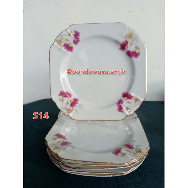 1 pcs Piring Kue personal bunga Seruni s14