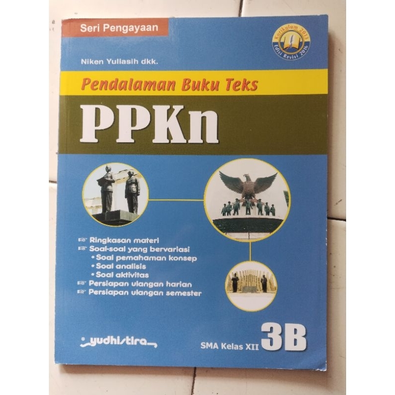 pendalaman buku teks PPKn ringkasan materi, soal-soal yang bervariasi, persiapan ulangan harian, per