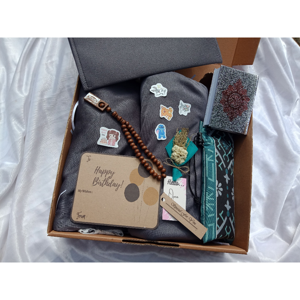 

BEST SELLER HAMPERS MUKENAH/ HAMPERS BOX/HAMPERS KADO ULANG TAHUN, WISUDA, ANNIVERSARY, WEDDING, DLL