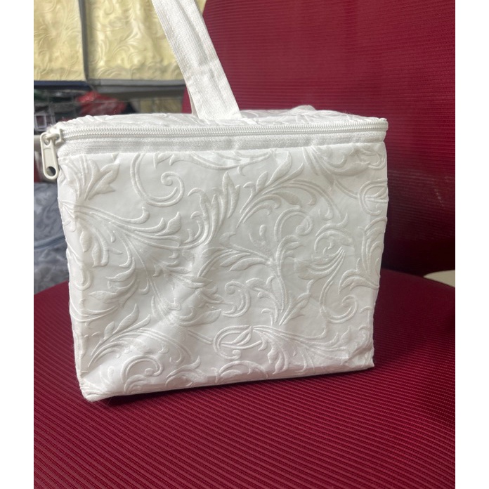 

KP8 HARGA LUSIN ISI 12 BIJITAS HAJATAN KUBUS EMBOS TIMBUL TEXTURE 22x22