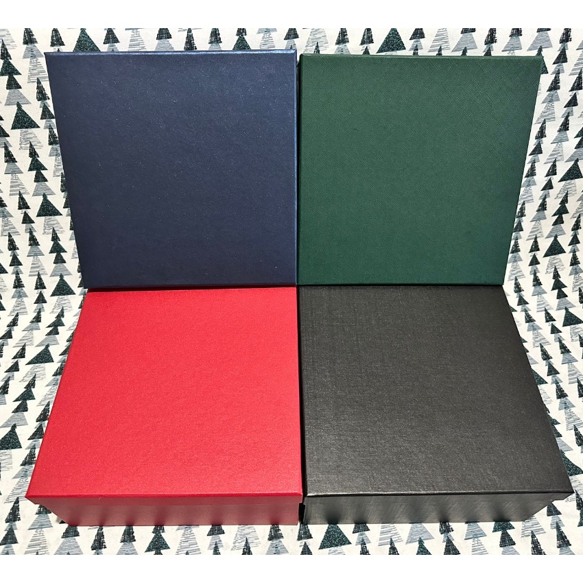 

Mega Kotak Hardbox Souvenir Hadiah 22x22x1 cm Kue Premium Murah Kokoh Kotak Penyimpanan Hampers Mug Hijab Kado Bingkisan Seserahan Mukena Hantaran Parcel Sangjit Lamaran