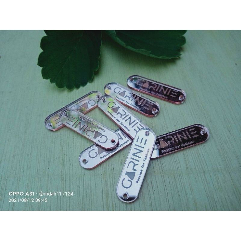 

LABEL AKRILIK ISI 100 pcs warna GOLD ,ROSE GOLD,SILVER ,BENING. NAMA SERAGAM SEKOLAH