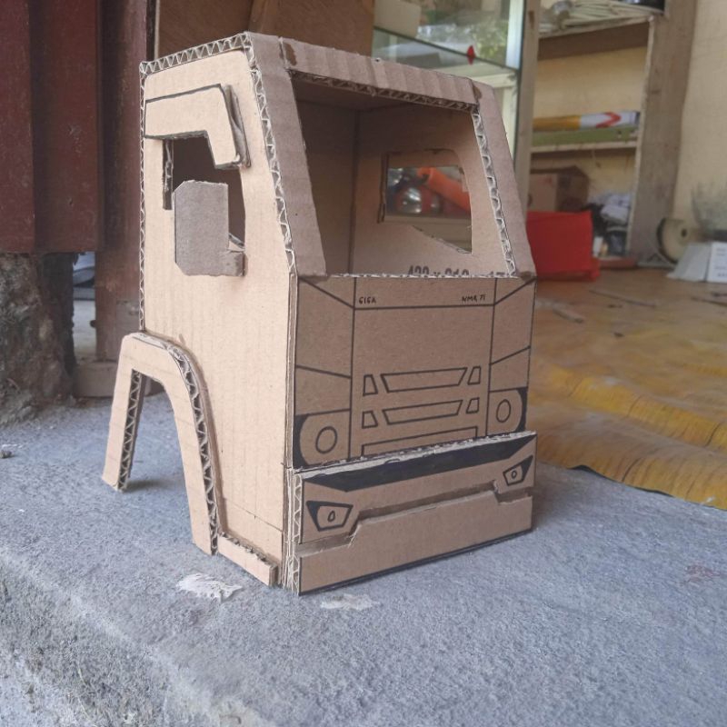 KABIN MINIATUR TRUK KARDUS