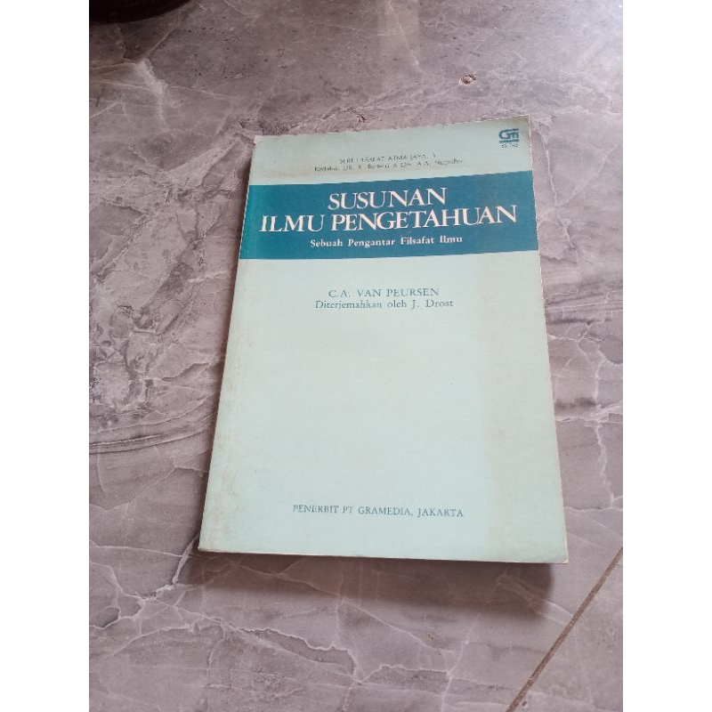 Susunan ilmu pengetahuan-CA van peursen-C2