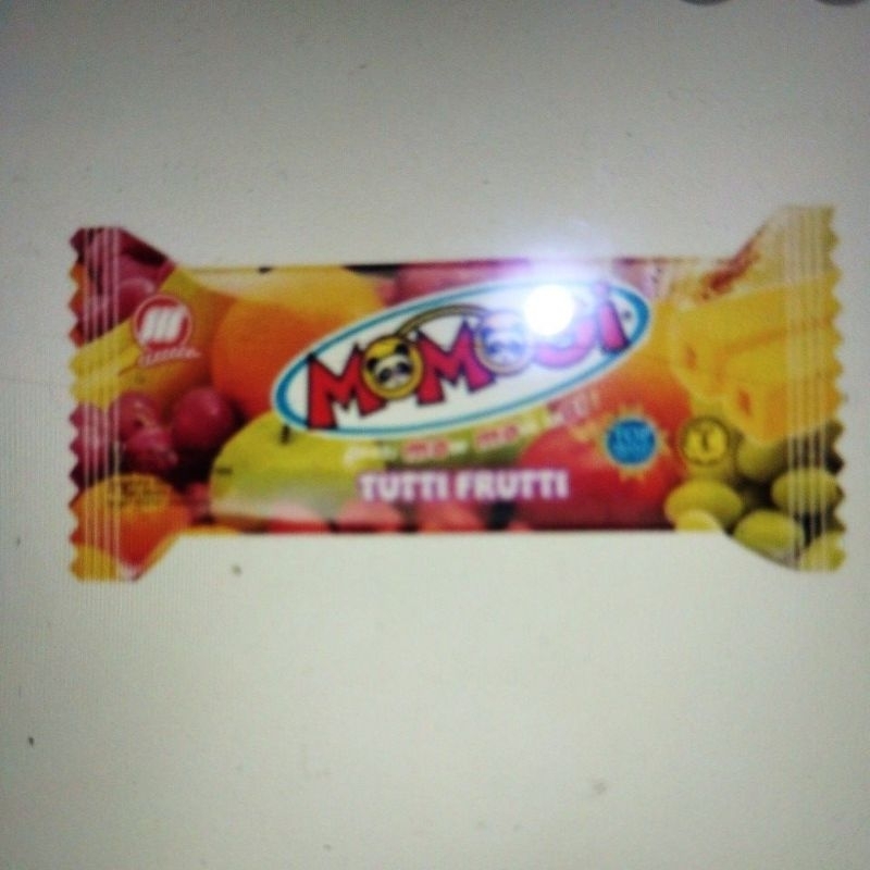

snack momogi