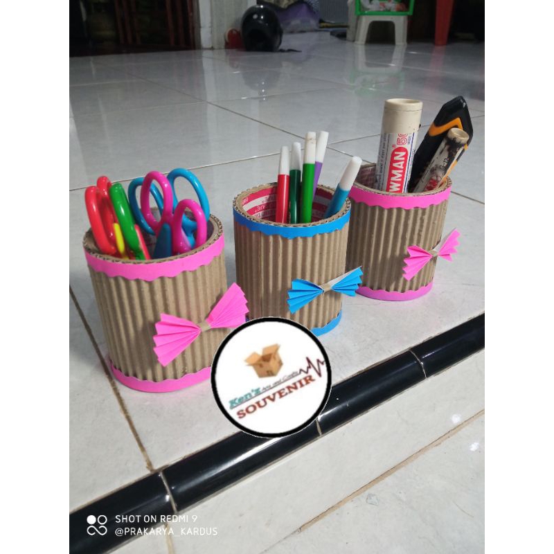 

tempat pensil prakarya kardus kerajinan