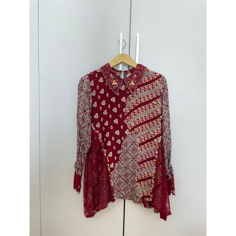 lyla blouse sarah the label preloved