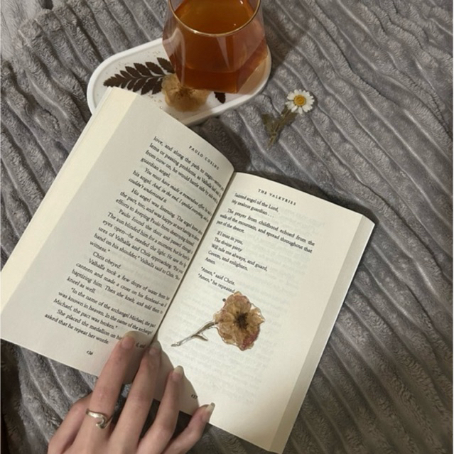 

flower bookmark pembatas buku bunga kering pressed resin aesthetic custom unik