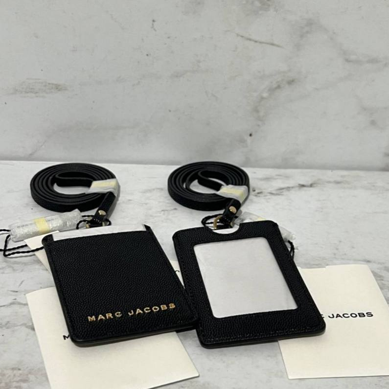 

Marc Jacobs Id Tag Lanyard Leather