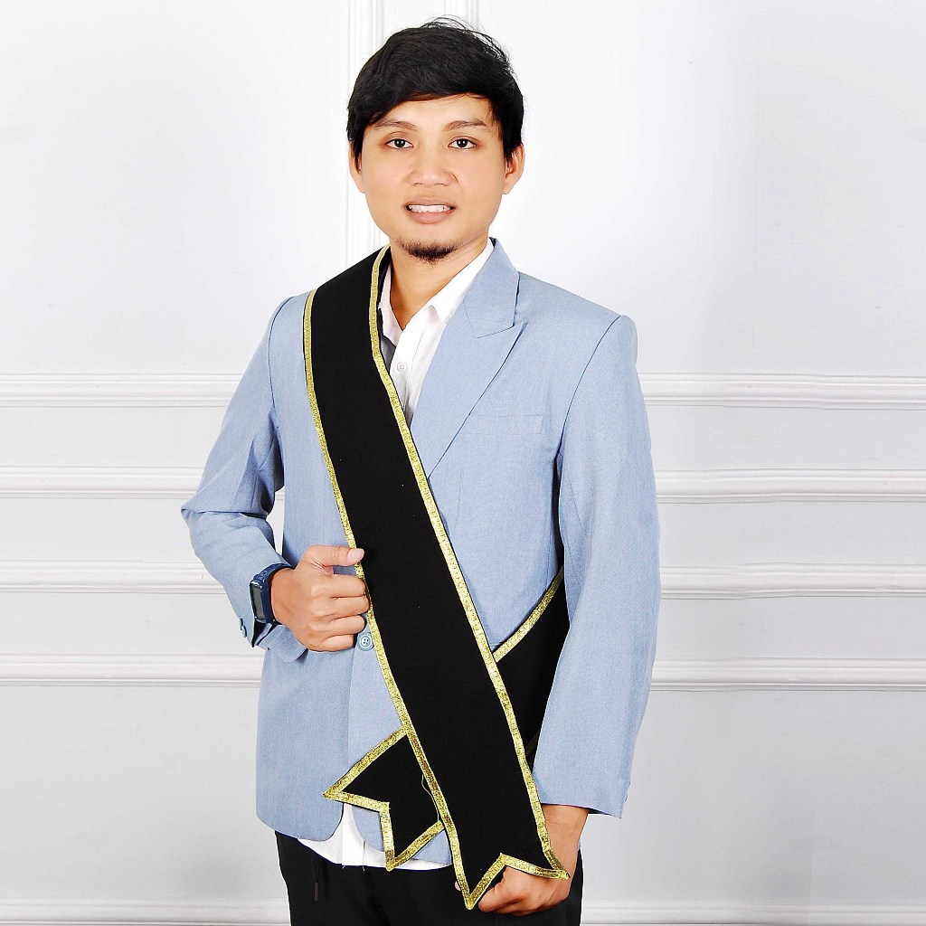 SELEMPANG WISUDA HITAM - GOLD POLOS TANPA BORDIR