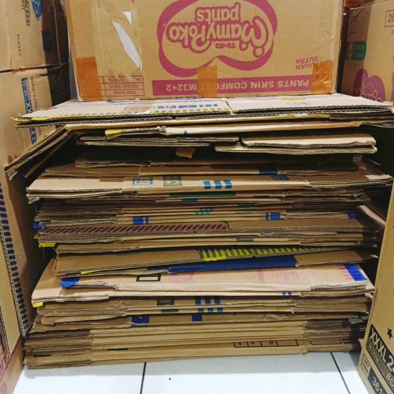 Dus Bekas / Kardus Besar & Tebal Bekas Popok Untuk Pindahan / Packing