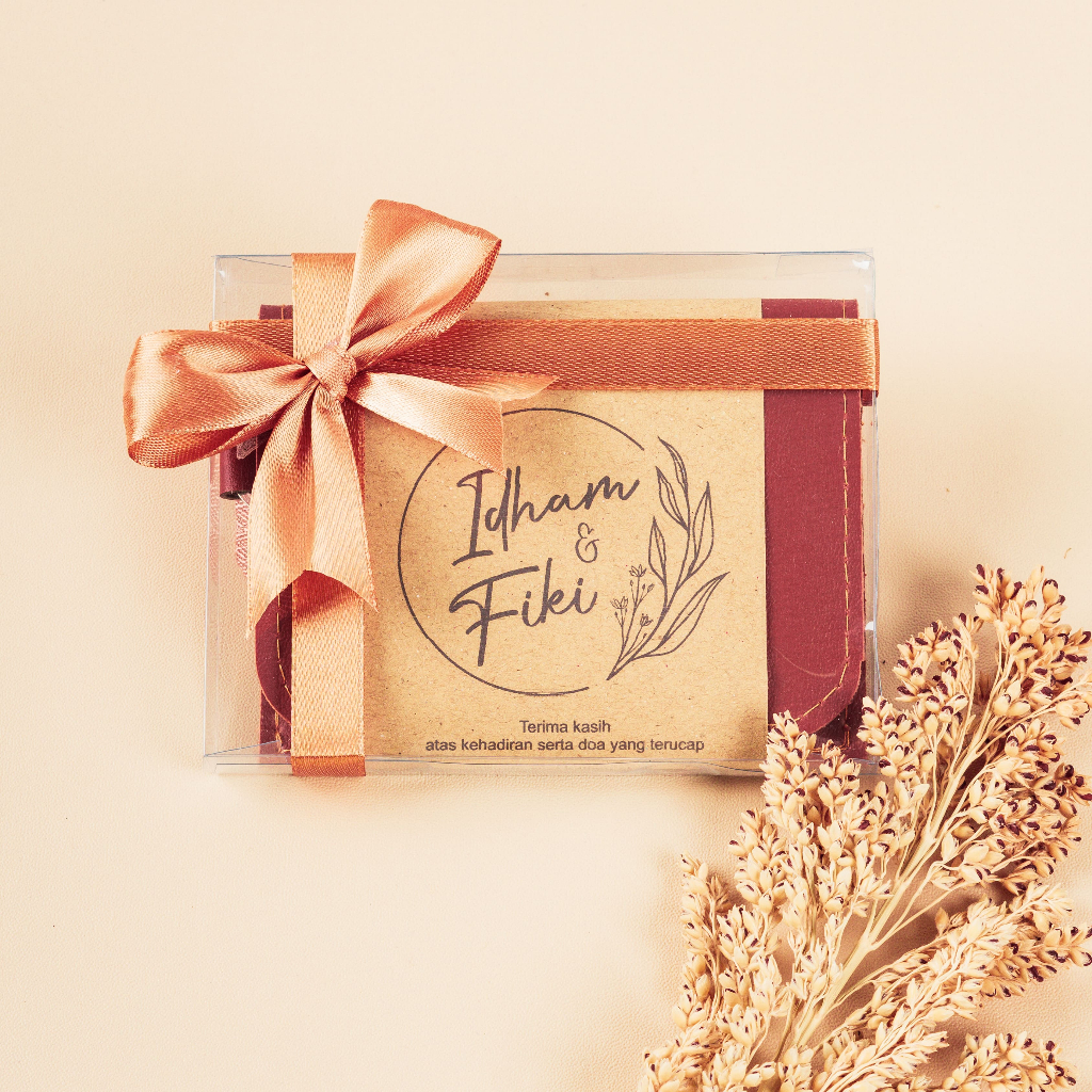 

JAG-22-005 CARD HOLDER ISI 3 DENGAN GANTUNGAN