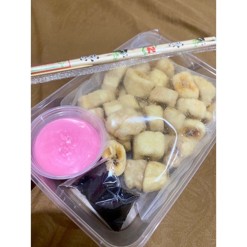

misang kepo sekumpul (pisang rasa strowberry topping oreo)