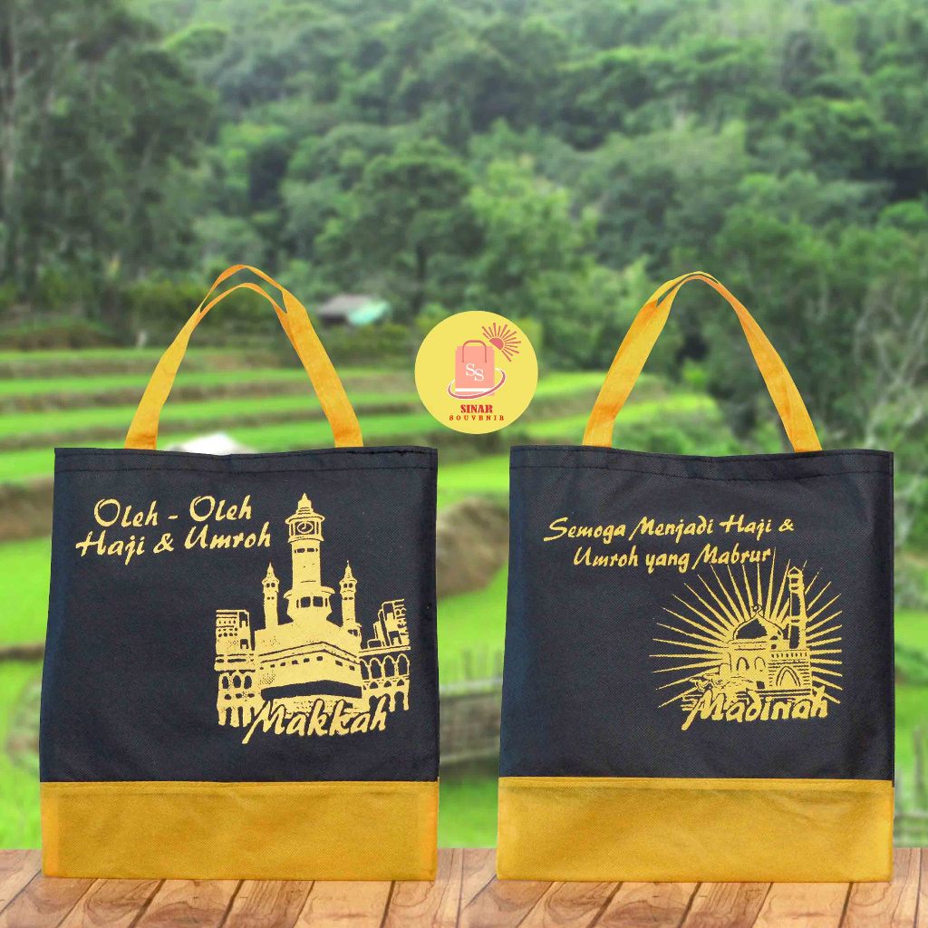 

Tas Hampers Goodie Bag Souvenir Oleh Oleh Haji Dan Umroh Grosir Murah Langsung Di Kirim