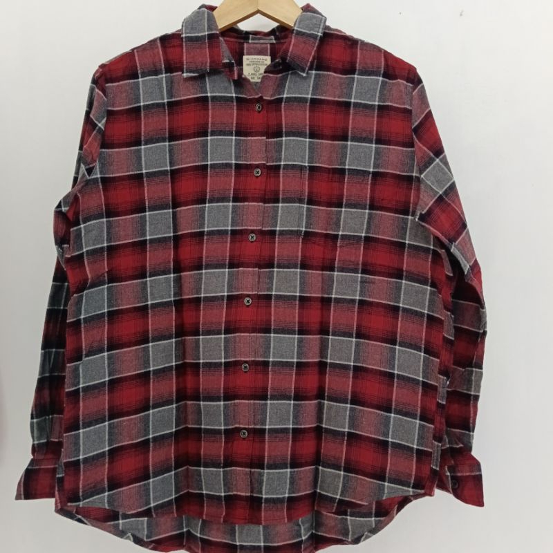kemeja kotak flanesl wanita pria merk giordano preloved like new