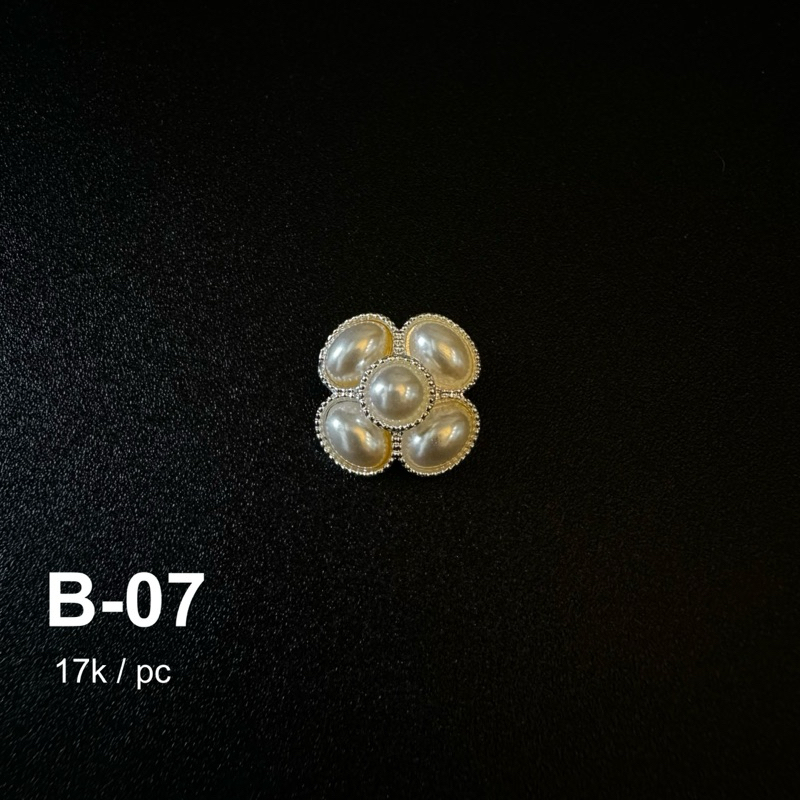 Buttons B-07 Kancing Rhinestone Kristal Jamur Pearl Mutiara [ Amerie Acc ] Aksesoris Baju Jahit
