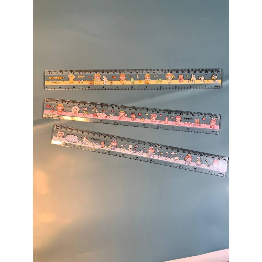

PENGGARIS MOTIF LUCU