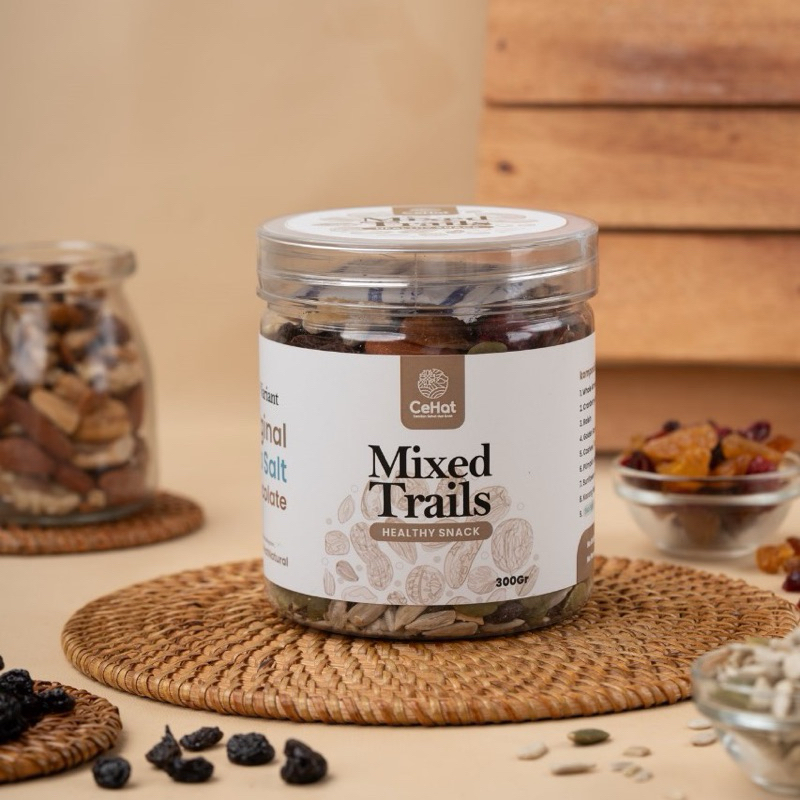 

CeHat Trail mix Premium Cemilan Sehat Enak Diet Rendah Kalori With Roasted Kacang Almond Mete Nut Seed Dried Fruit 300 500 1000 gram