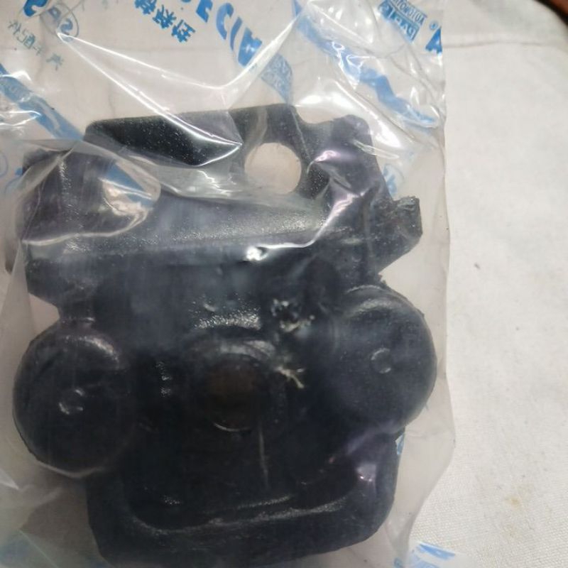 engine mounting dpn daihatsu charade G10