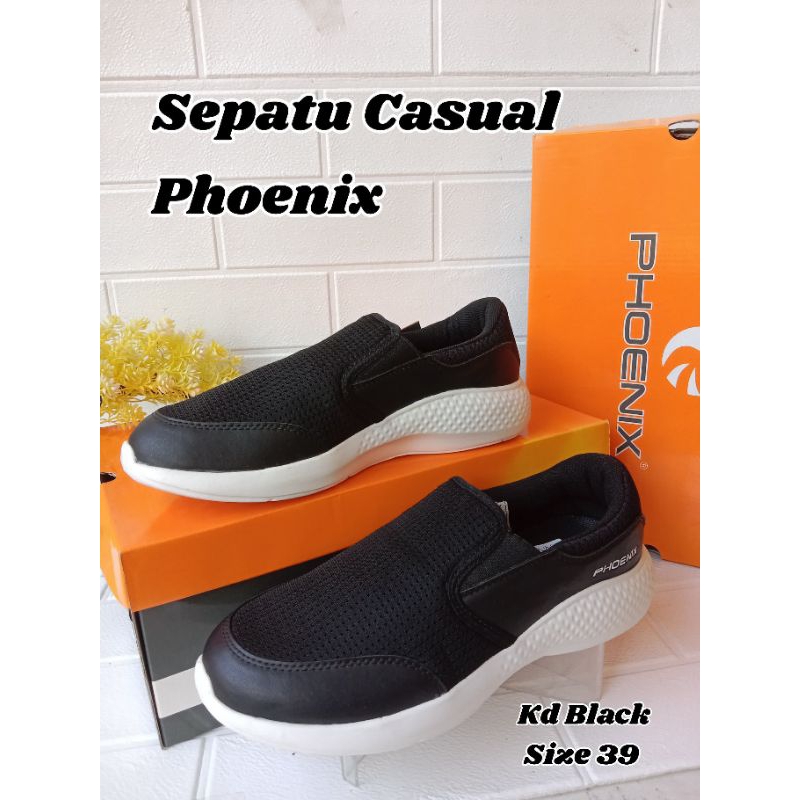 Sepatu Phoenix